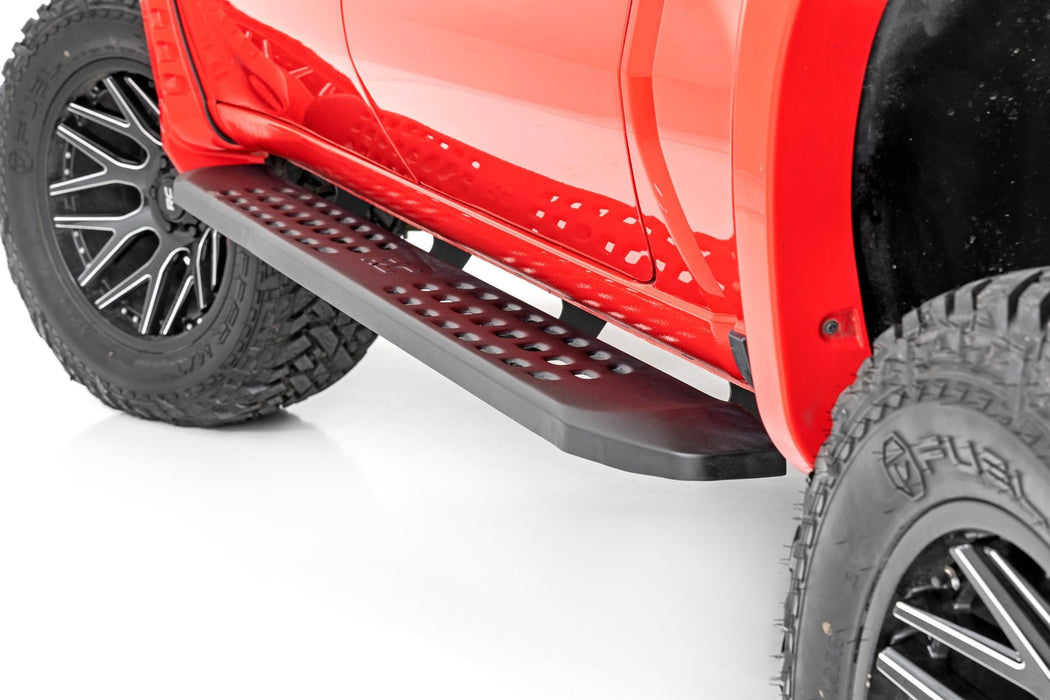 Rough Country 44002 RPT2 Running Boards - Crew Cab - Black - Chevy/GMC 1500/2500HD (19-23) - Truck Part Superstore