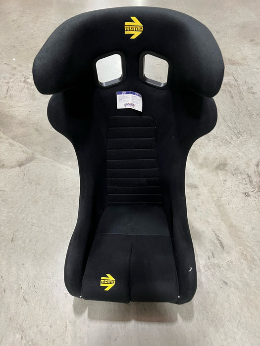 NOT IN NEW CONDITION - SCRATCH AND DENT MOM1076BLK Daytona EVO Racing Seat Size XL Black