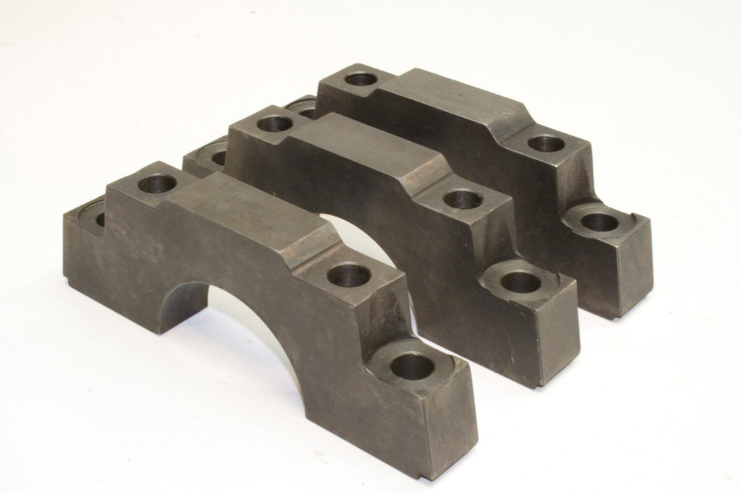 PRW INDUSTRIES, INC. 1735001 Billet Main Caps 67-86 Chevy 350 4-Bolt Repl.