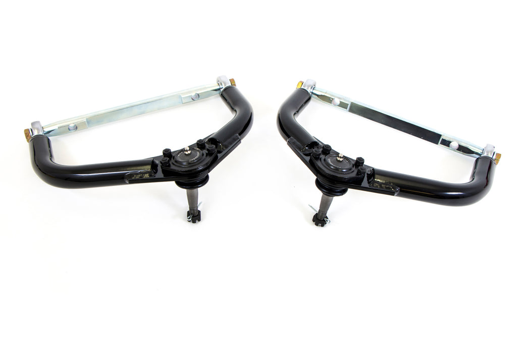 UMI PERFORMANCE 2656-1-B A-Arm Set