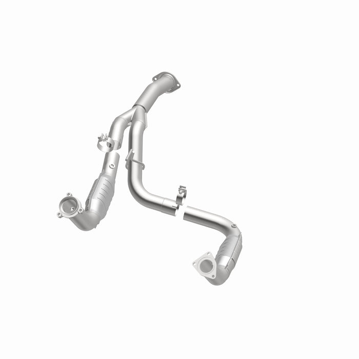 MagnaFlow Exhaust Products 21-252 OEM Grade Direct-Fit Catalytic Converter - Truck Part Superstore