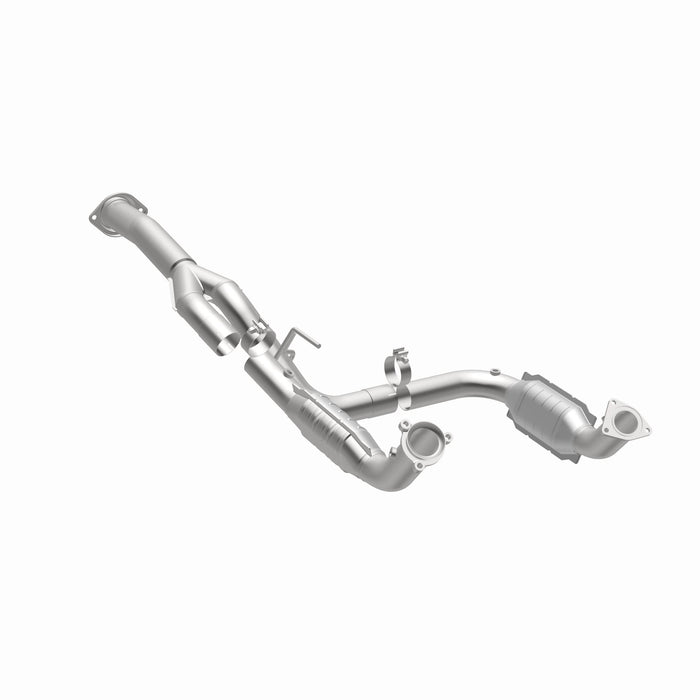 MagnaFlow Exhaust Products 21-252 OEM Grade Direct-Fit Catalytic Converter - Truck Part Superstore