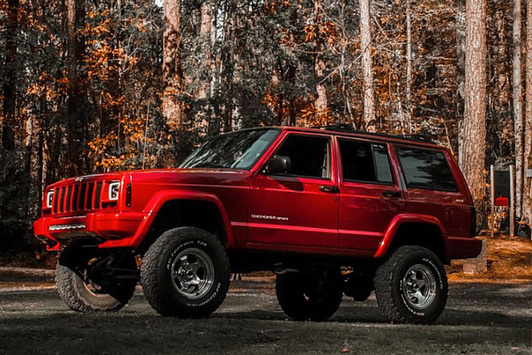 Rough Country 63340 4.5 Inch Lift Kit - M1 - RR springs - Jeep Cherokee XJ (84-01) - Truck Part Superstore