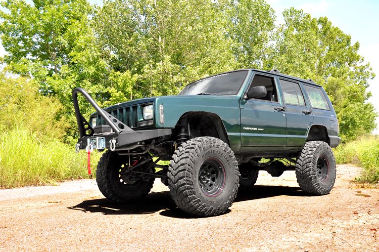 Rough Country 69620 6.5 Inch Jeep X-Series Suspension Lift System 84-01 Cherokee XJ Rough Country - Truck Part Superstore