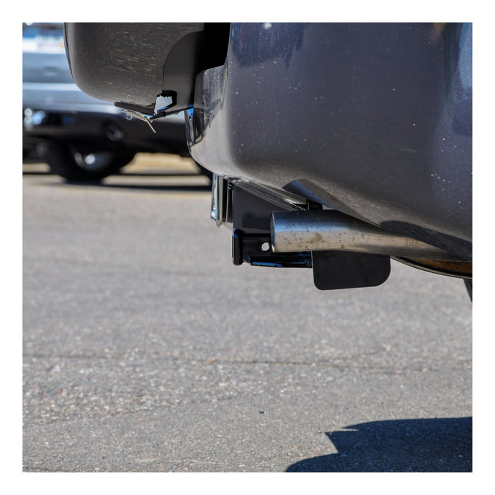 CURT 12002 Class 2 Trailer Hitch; 1-1/4in. Receiver; Select Suzuki Grand Vitara - Truck Part Superstore