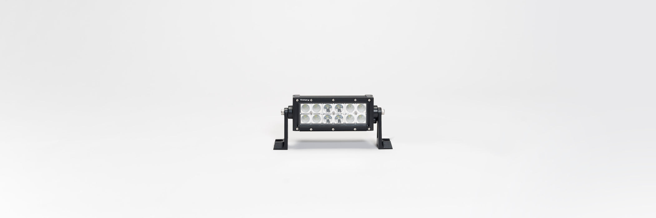 TrailFX 1306151 6 In 36W 2.3A At 12Vs 90 Deg Flod/8 Dg Spot 1694 Effec Lums Clear Lens Blac Alum - Truck Part Superstore
