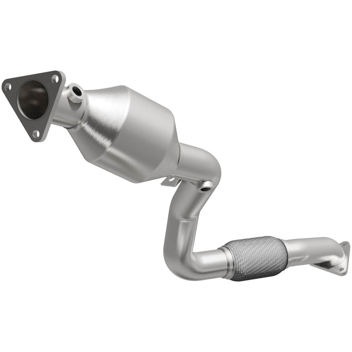 MagnaFlow Exhaust Products 5582586 California Direct-Fit Catalytic Converter - Truck Part Superstore