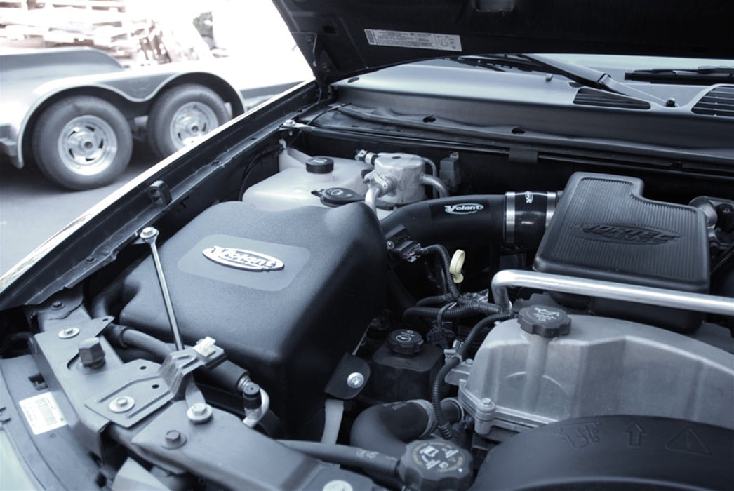 Volant 15742 Closed Box Air Intake w/Pro 5 Filter 06-09 Trailblazer/Ascender/Envoy Volant - Truck Part Superstore