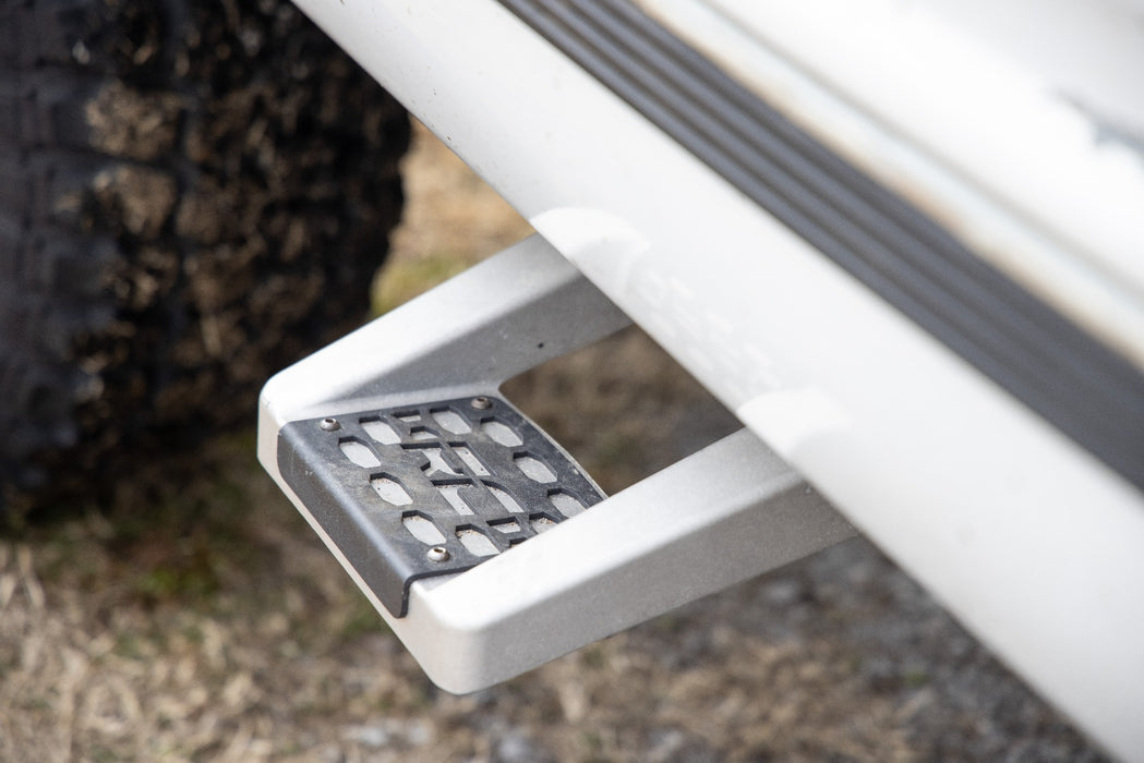 Rough Country 117510 Single Hoop Step Universal Aluminum Pair Rough Country - Truck Part Superstore