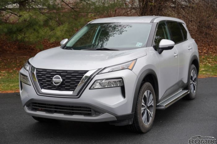 Romik 21824418 2021-Present Nissan Rogue RB2-S Running Board Stainless Steel Romik - Truck Part Superstore