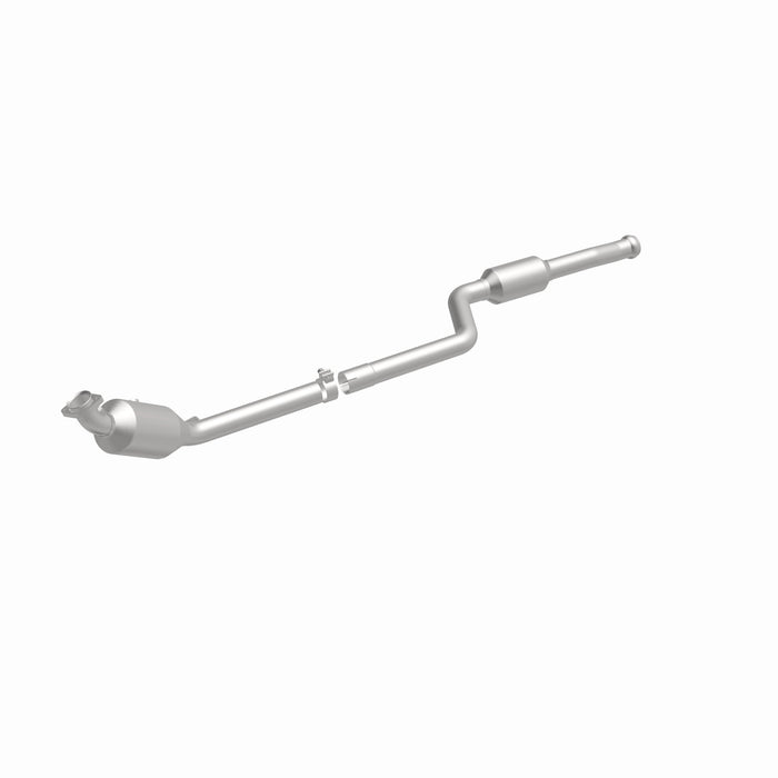 MagnaFlow Exhaust Products 21-492 OEM Grade Direct-Fit Catalytic Converter - Truck Part Superstore