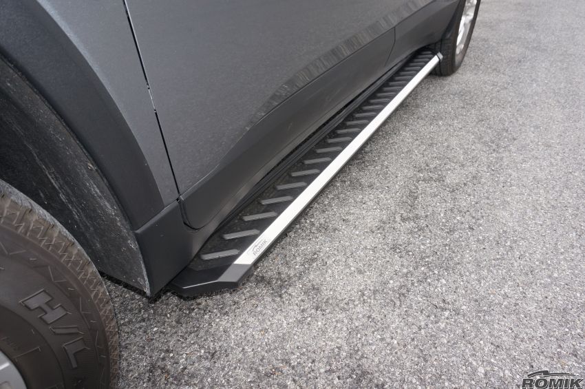 Romik 30054418 Traverse Running Boards 2018-Pres Chevrolet Traverse Stainless Steel RZR Series Romik - Truck Part Superstore