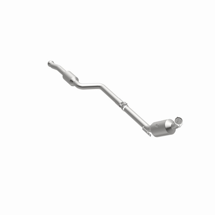 MagnaFlow Exhaust Products 21-492 OEM Grade Direct-Fit Catalytic Converter - Truck Part Superstore