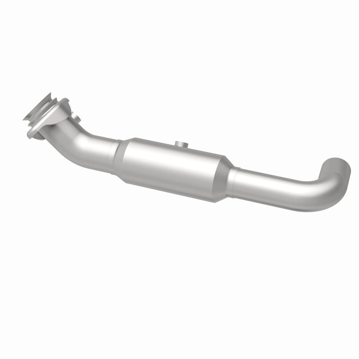 MagnaFlow Exhaust Products 21-520 OEM Grade Direct-Fit Catalytic Converter - Truck Part Superstore