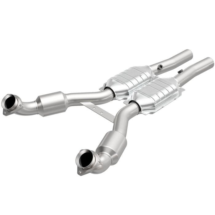 MagnaFlow Exhaust Products 441137 California Direct-Fit Catalytic Converter - Truck Part Superstore
