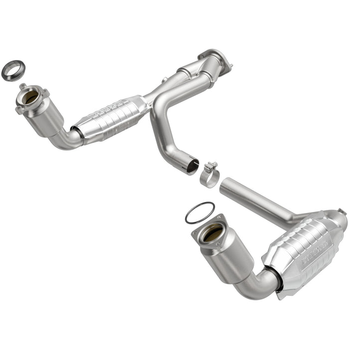 MagnaFlow Exhaust Products 447284 California Direct-Fit Catalytic Converter - Truck Part Superstore