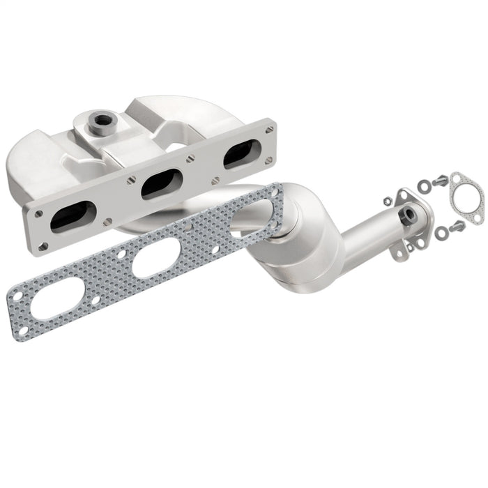MagnaFlow Exhaust Products 452287 Catalytic Converter with Integrated Exhaust Manifold - Truck Part Superstore