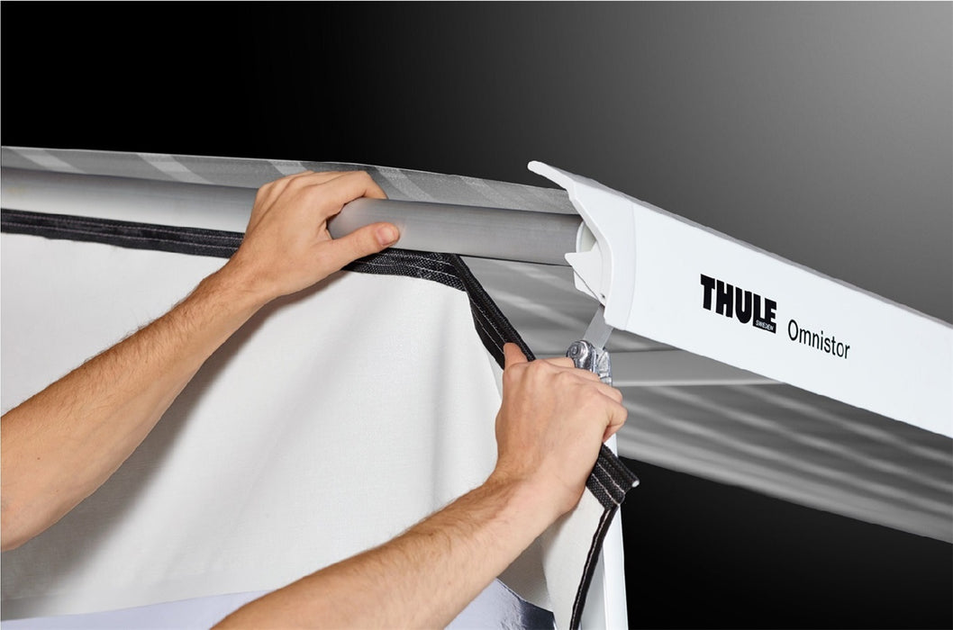 Thule 307293 Thule Rain Blocker G2; Silver; Side Panel; Large; - Truck Part Superstore