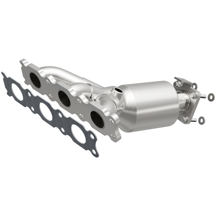 MagnaFlow Exhaust Products 22-174 Catalytic Converter with Integrated Exhaust Manifold - Truck Part Superstore