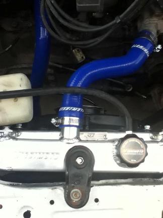 Mishimoto MMRAD-CIV-92 Performance Aluminum Radiator, fits Honda Civic 1992-2000 - Truck Part Superstore