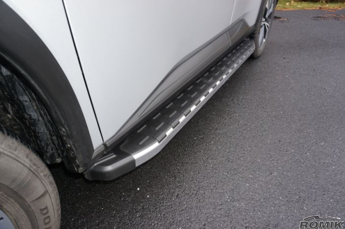Romik 51824418 2021-Present Nissan Rogue REC-P Running Board Polished Romik - Truck Part Superstore