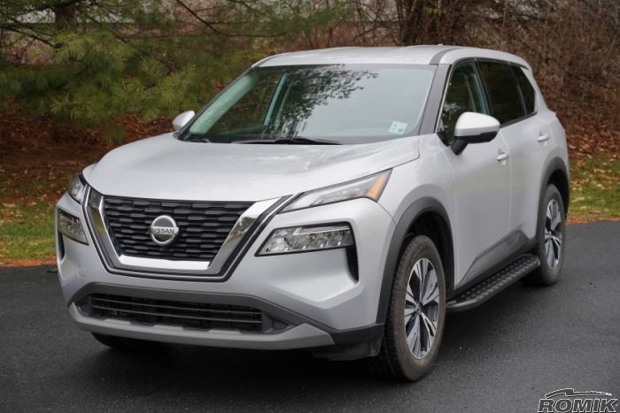 Romik 51824419 2021-Present Nissan Rogue REC-B Running Board Black Romik - Truck Part Superstore