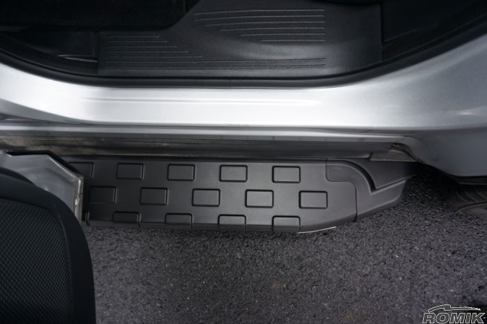 Romik 51824419 2021-Present Nissan Rogue REC-B Running Board Black Romik - Truck Part Superstore