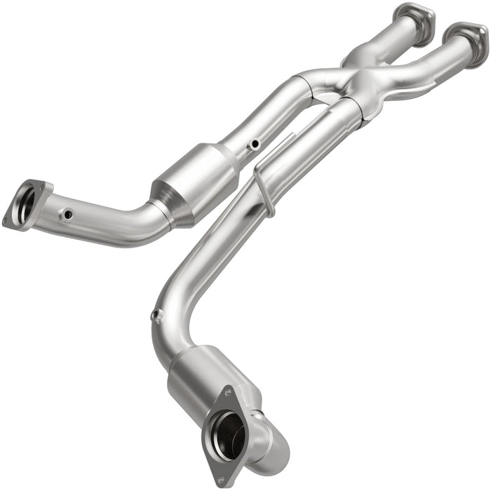 MagnaFlow Exhaust Products 5451046 California Direct-Fit Catalytic Converter - Truck Part Superstore