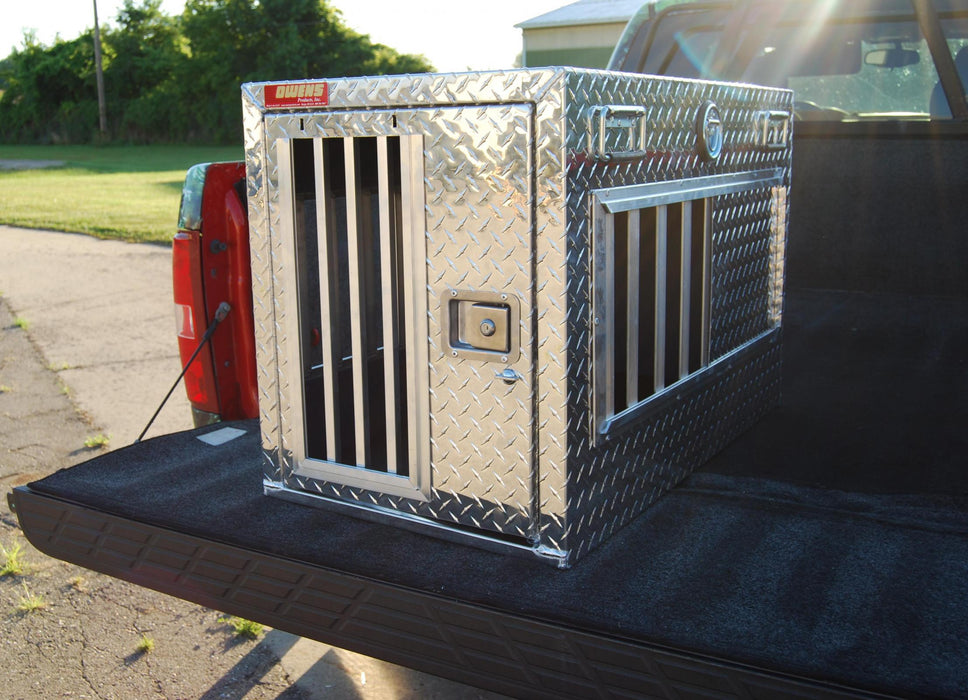 Owens Products 55019 Dog Box Hunter Series Single Compartment / 21 W x 38 D x 25 H / All Seasons Vents / Diamond Tread Aluminum / Owens Products - Truck Part Superstore
