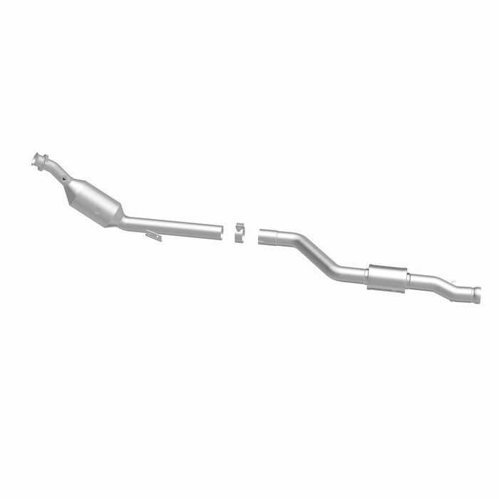 MagnaFlow Exhaust Products 21-570 OEM Grade Direct-Fit Catalytic Converter - Truck Part Superstore