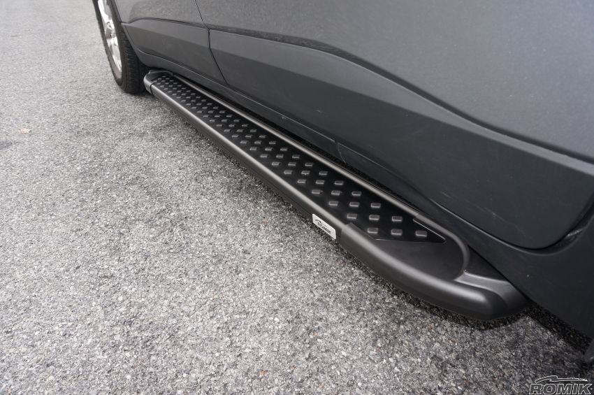 Romik 60054419 Traverse Running Boards 18-22 Chevrolet Traverse Black RAL Series Romik - Truck Part Superstore