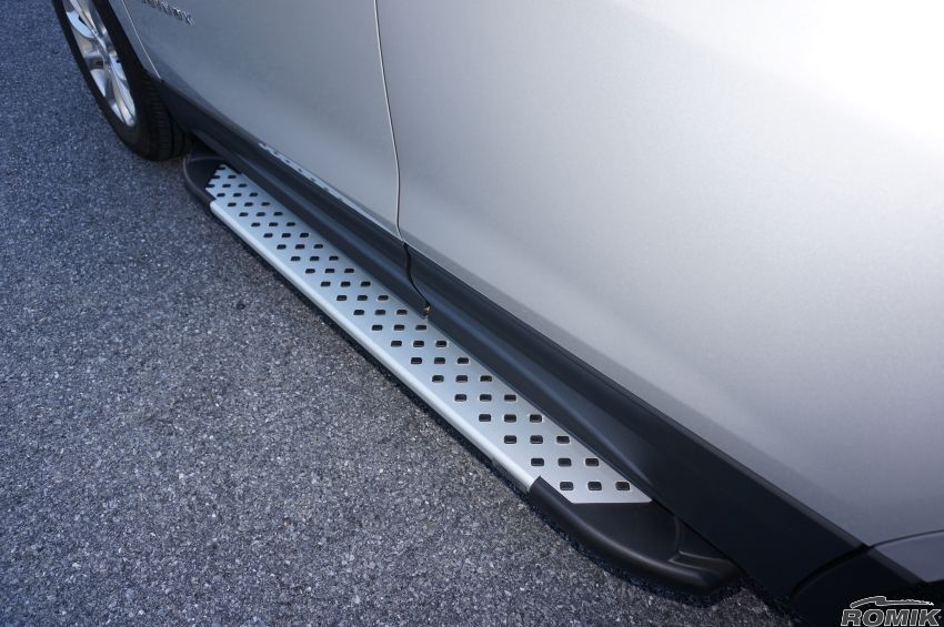Romik 60072418 Equinox Running Boards 18-22 Chevrolet Equinox Silver RAL Series Romik - Truck Part Superstore