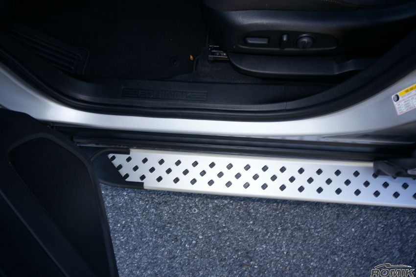 Romik 60072418 Equinox Running Boards 18-22 Chevrolet Equinox Silver RAL Series Romik - Truck Part Superstore