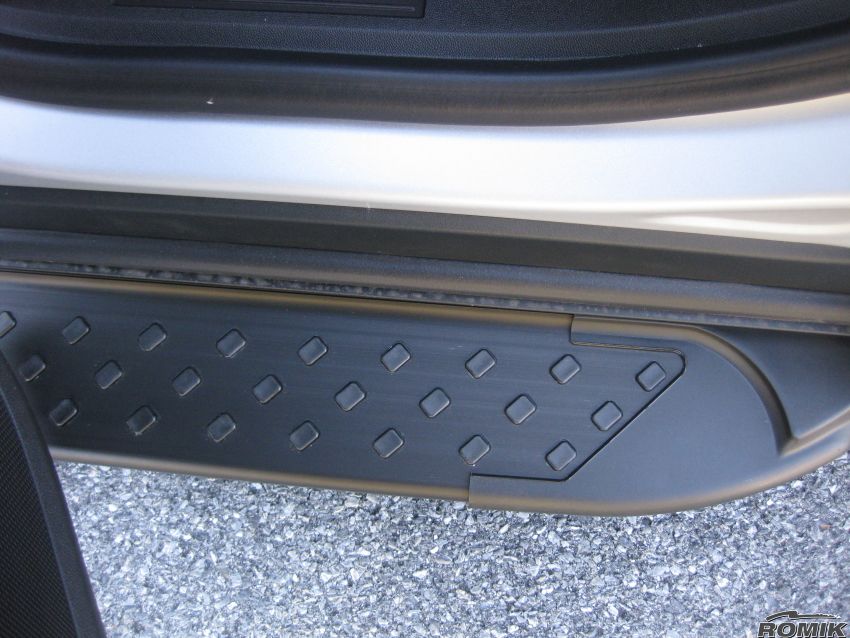 Romik 60072419 Equinox Running Boards 18-22 Chevrolet Equinox Black RAL Series Romik - Truck Part Superstore