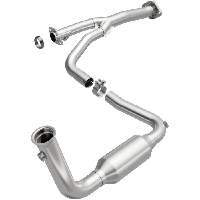 MagnaFlow Exhaust Products 5451582 California Direct-Fit Catalytic Converter - Truck Part Superstore