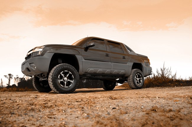 Rough Country 27920 6 Inch NTD Suspension Lift Kit 02-06 Avalanche 1500/Suburban 1500/Yukon XL 1500 Rough Country - Truck Part Superstore