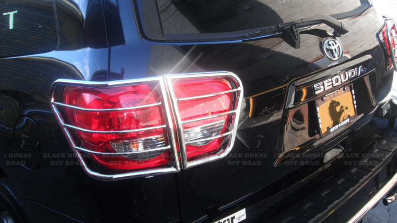 Black Horse Off Road TY01L OEM Replica Fog Light - Truck Part Superstore
