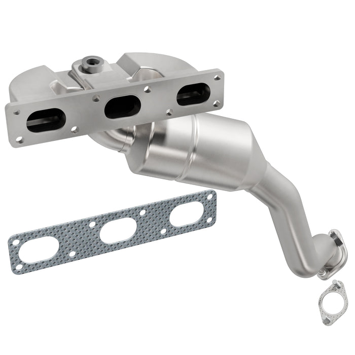 MagnaFlow Exhaust Products 452430 Catalytic Converter with Integrated Exhaust Manifold - Truck Part Superstore