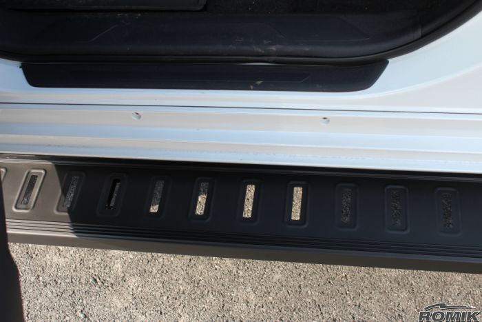 Romik 81728419 2022-Present Toyota Tundra Crew Max ROF-T (DRP) Running Board Black Romik - Truck Part Superstore