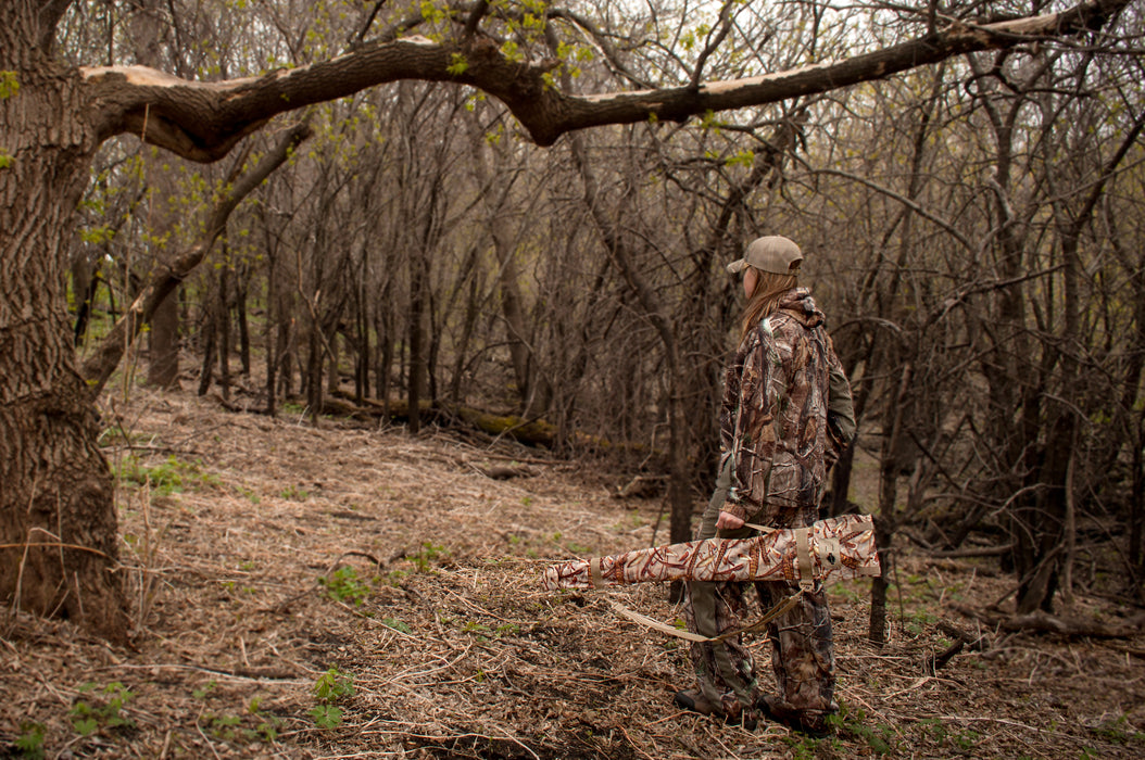 DU-HA 90500 Dri-Hide™ Shotgun Protector; Flushing Pheasants; Incl. Adjustable Sling; Tan; - Truck Part Superstore