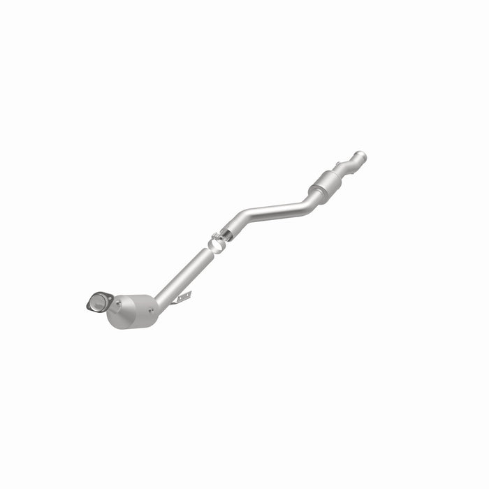 MagnaFlow Exhaust Products 21-570 OEM Grade Direct-Fit Catalytic Converter - Truck Part Superstore