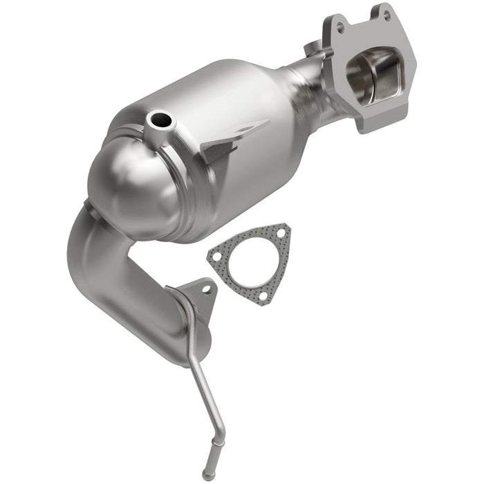 MagnaFlow Exhaust Products 22-161 Catalytic Converter with Integrated Exhaust Manifold - Truck Part Superstore