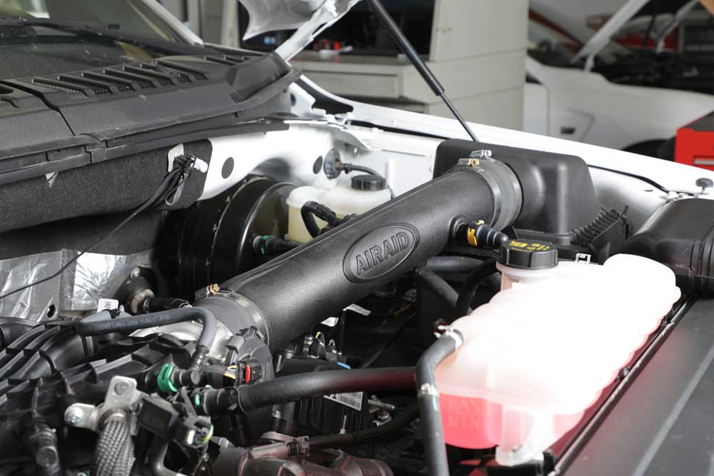 AIRAID 401-762 Engine Cold Air Intake Performance Kit - Truck Part Superstore