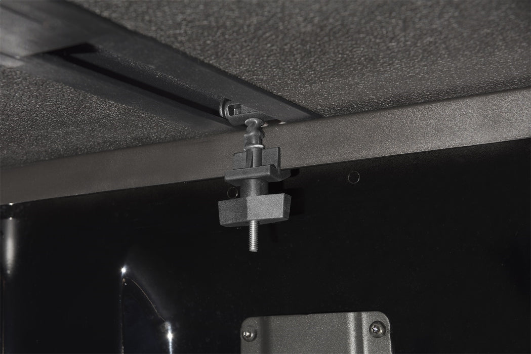 Extang 84450 Solid Fold 2.0 Toolbox-14-18 (19 Leg/Lim) Silv/Sierra 1500/15-19 HD 6ft.6in. - Truck Part Superstore