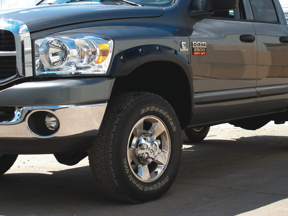 TrailFX FFD3001S 2.5 In Tire Coverage Black Tri-Flex (TM) ABS Thermo4 In Flare Height Set Of 4 - Truck Part Superstore