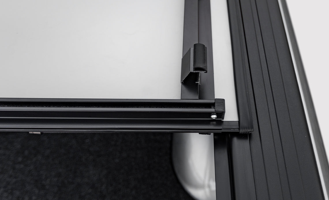 LOMAX G4020069 LOMAX STANCE HARD COVER Tonneau Cover - Truck Part Superstore
