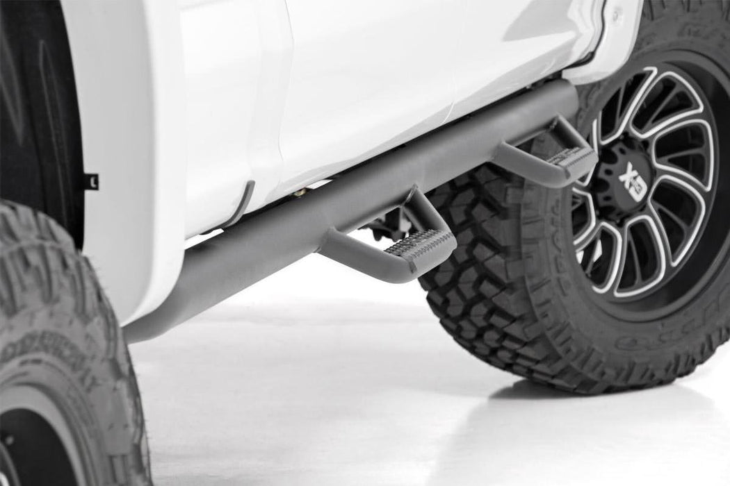 Rough Country RCF17100CC Ford Wheel to Wheel Nerf Steps 17-20 F-250/350 Crew Cab 6.75 Foot Bed Rough Country - Truck Part Superstore