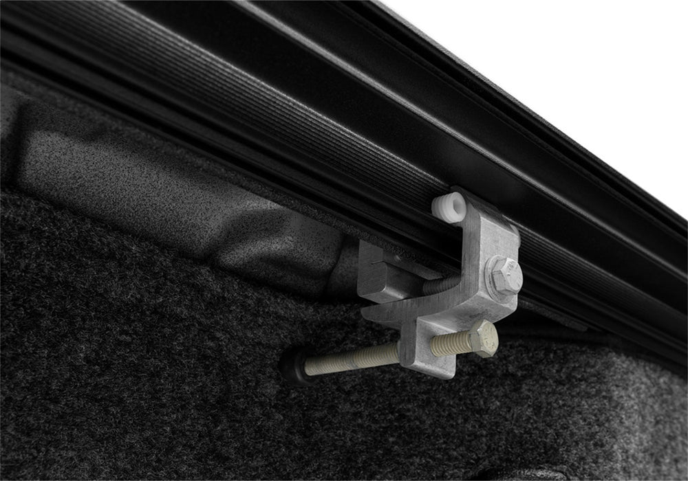 Retrax T-60488 RetraxONE XR-19-22 Sierra (w/CarbonPro Bed) 5ft.9in. w/o Stk Pkt-Std Rail - Truck Part Superstore