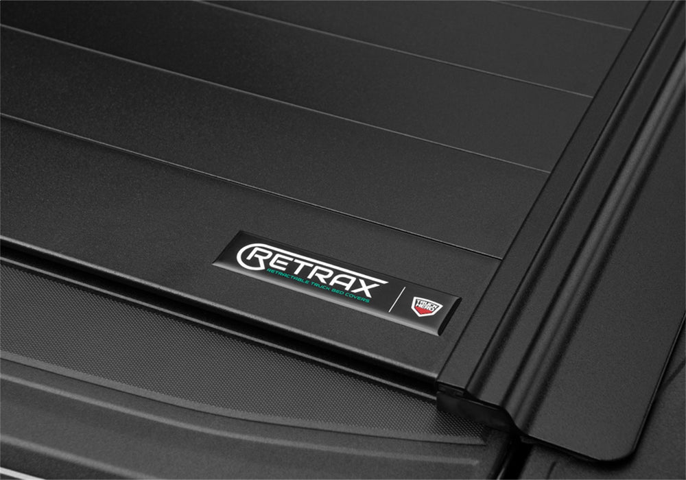 Retrax 80485 RetraxPRO MX-20-22 Silv/Sierra HD 8ft. w/o Fac Side Storage Boxes w/o Stk Pkt - Truck Part Superstore