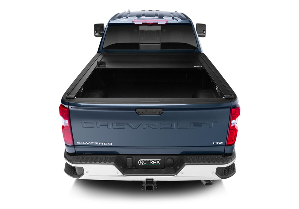 Retrax T-80485 RetraxPRO XR-20-22 Silv/Sierra HD 8ft. w/o Fac Side Storage Boxes w/o Stk Pkt - Truck Part Superstore